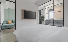 The Grey Nest-Central, Free Parking, Self Check-In